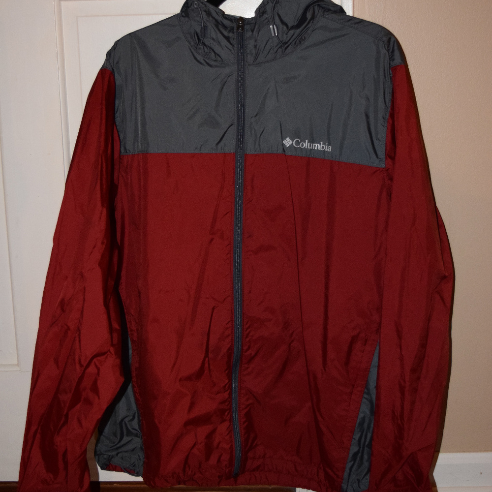 Men's Columbia Red and Grey Raincoat/Windbreaker